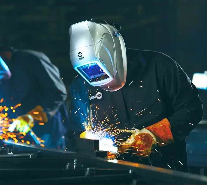 آهنگر و نصاب درب پارکینگی